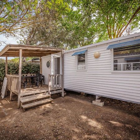 Camping Le Roucan West Виас Экстерьер фото