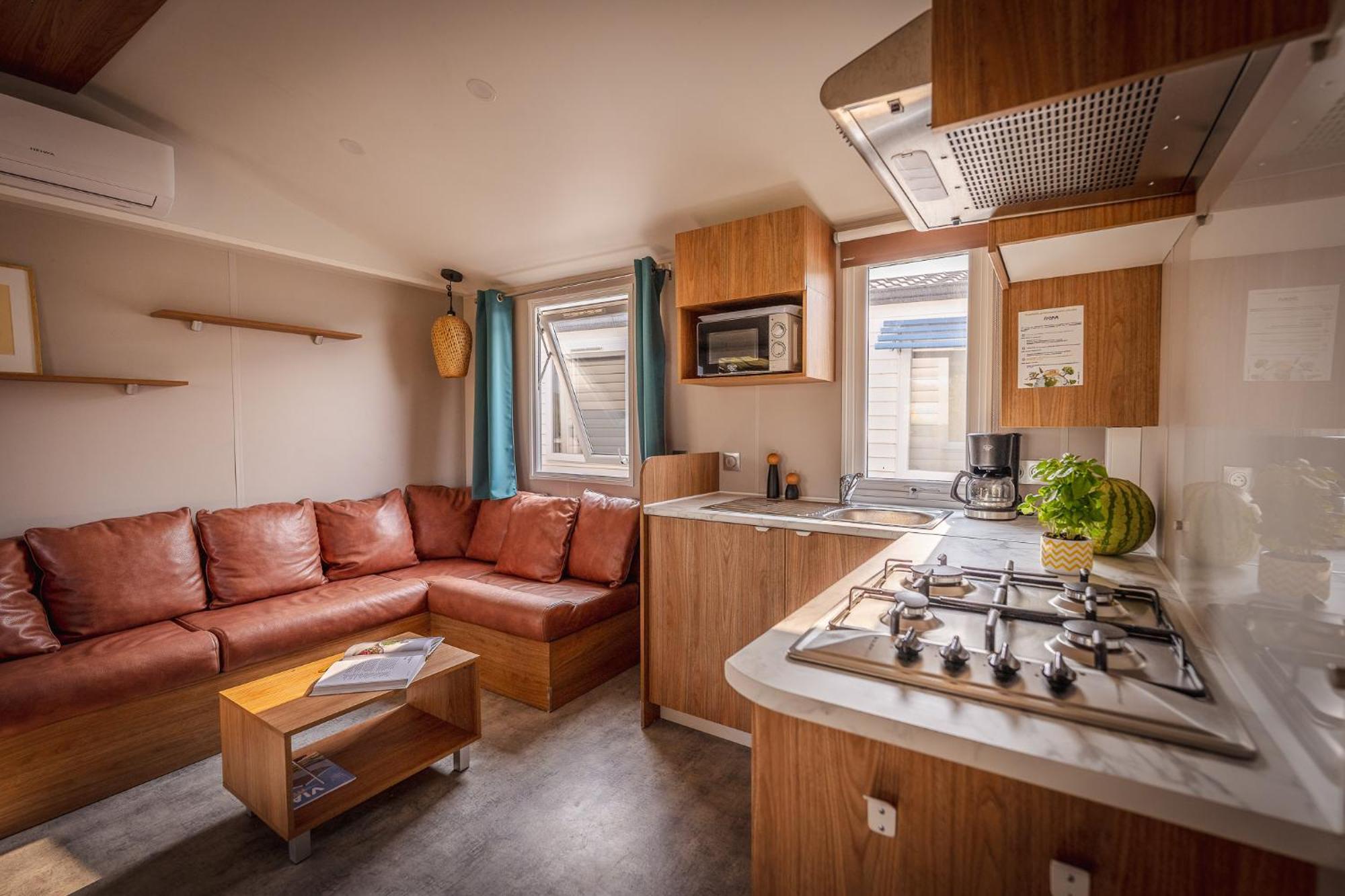 Camping Le Roucan West Виас Экстерьер фото