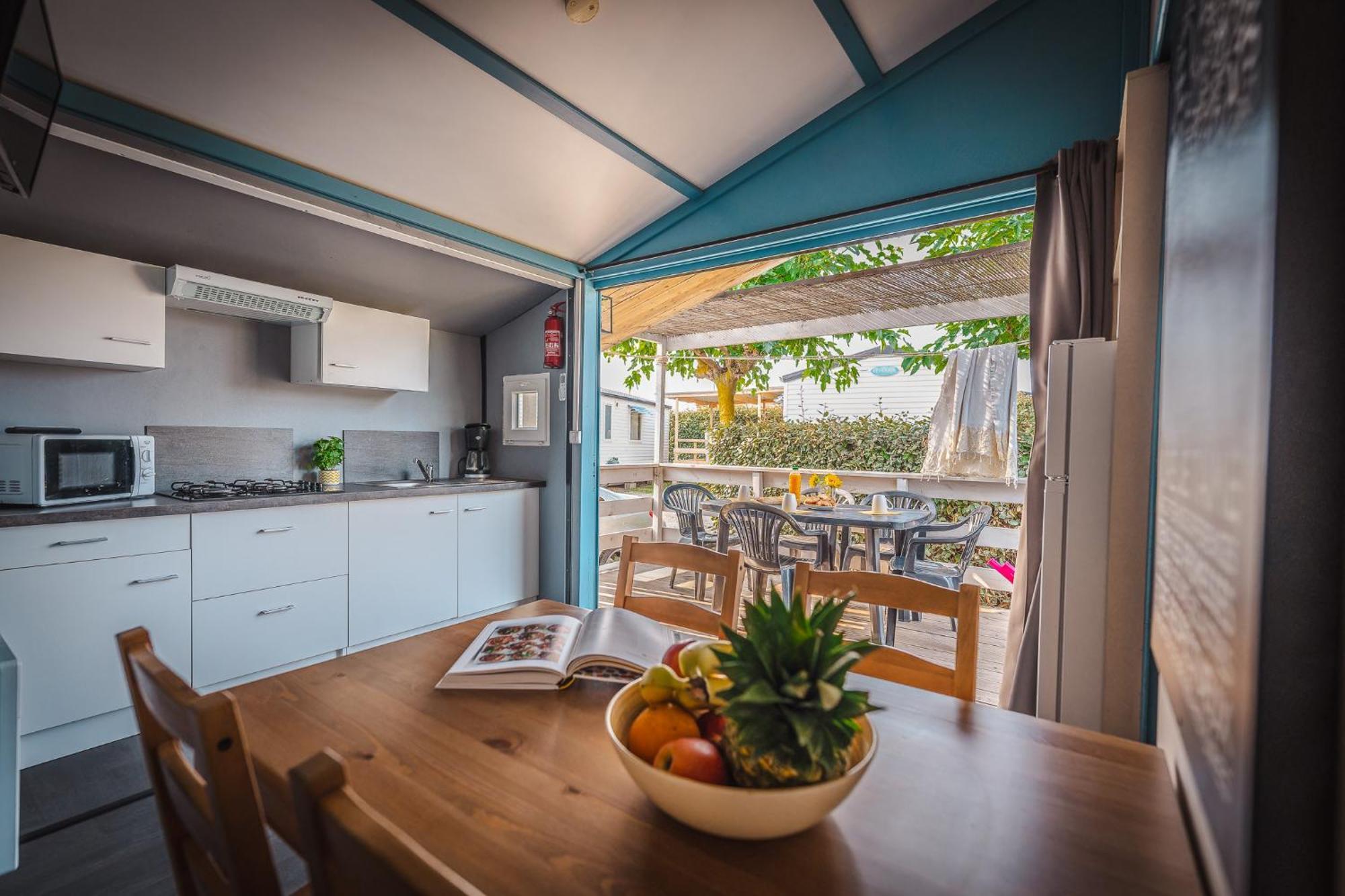 Camping Le Roucan West Виас Экстерьер фото