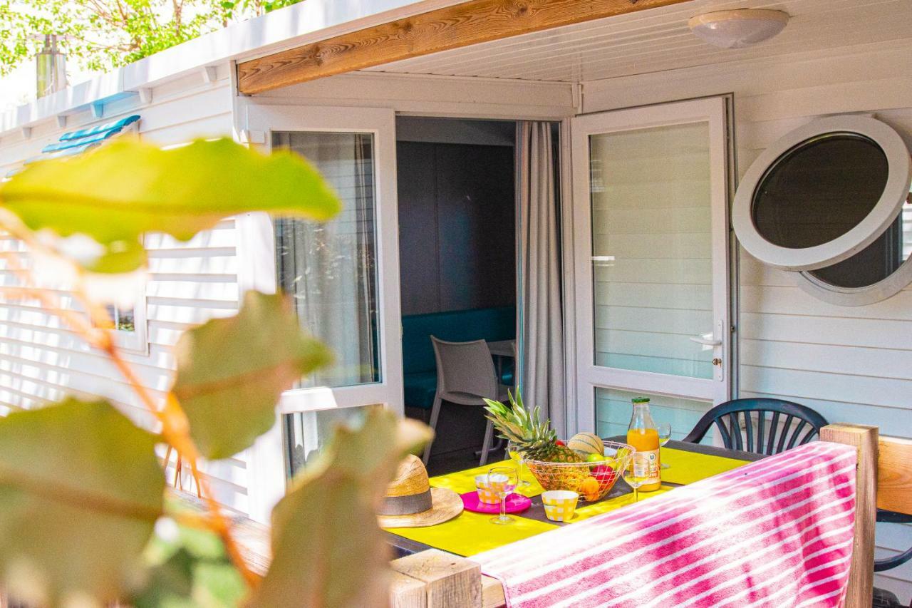 Camping Le Roucan West Виас Экстерьер фото
